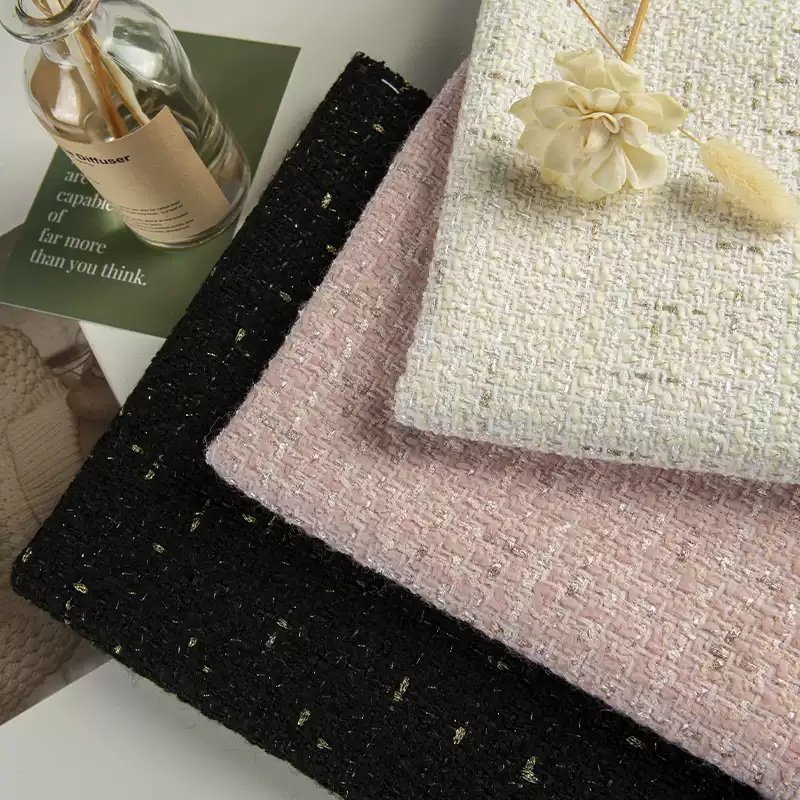 Beżowa kolorowa i złota przędz – Sewing Tweed recenzja i cena
